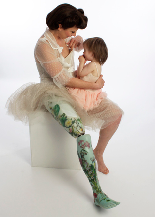 Illustration for article titled Brilliant and bejeweled prostheses designed to stand out instead of blend in